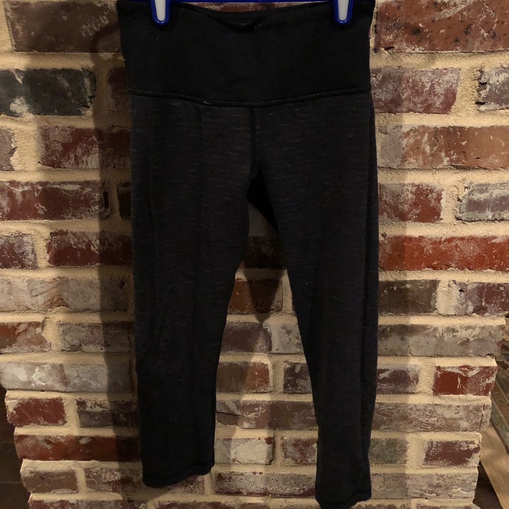 Lululemon crop tights Size 2
